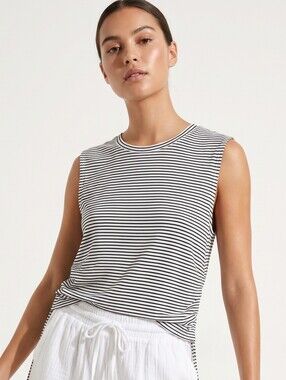 On 34th Crew Neck Top - NWT - L Top ONLY